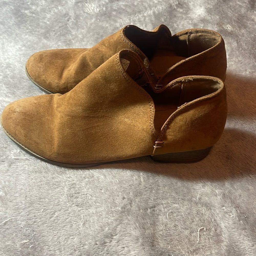 American Eagle Booties size 8.5